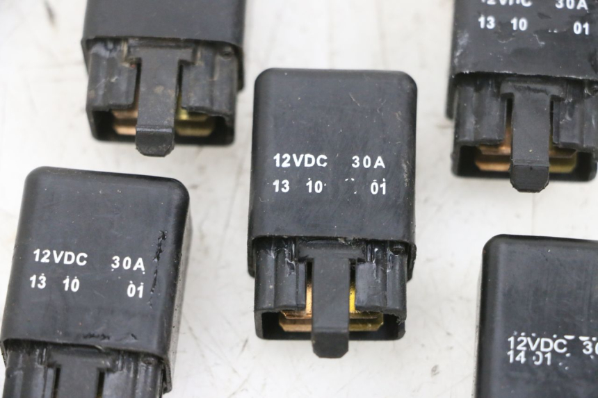 photo de RELAIS ELECTRIQUE ADIVA AD3 300 (2014 - 2020)