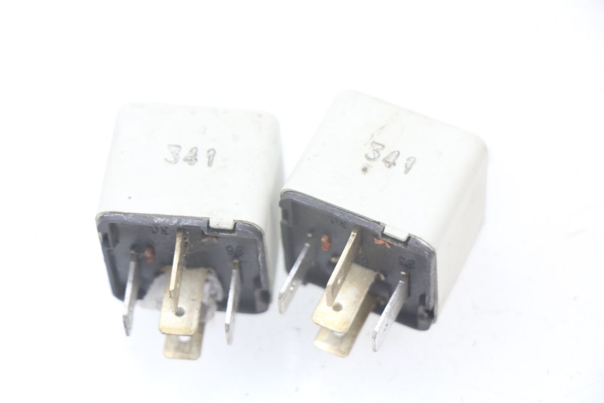 photo de RELAIS ELECTRIQUE PIAGGIO BEVERLY 125 (1998 - 2005)