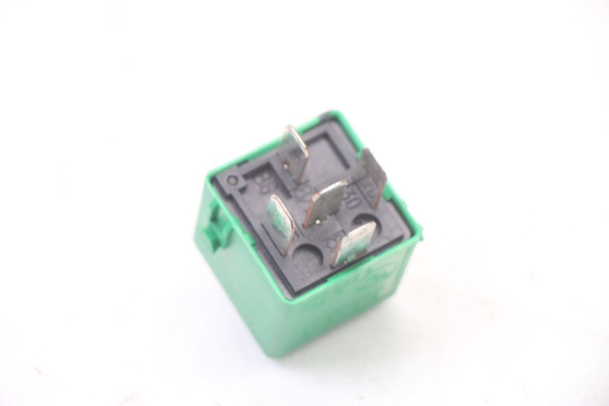 photo de RELAIS ELECTRIQUE BMW C1 125 (2000 - 2003)
