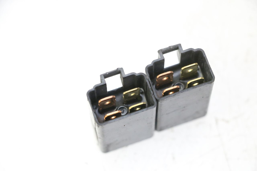 photo de RELAIS ELECTRIQUE SUZUKI BURGMAN 125 (2007 - 2014)