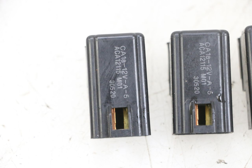 photo de RELAIS ELECTRIQUE SUZUKI BURGMAN 650 (2013 - 2020)