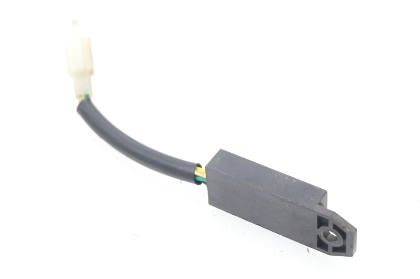 photo de RELAIS ELECTRIQUE GENERIC CRACKER 50 (2005 - 2008) - Détail de la pièce