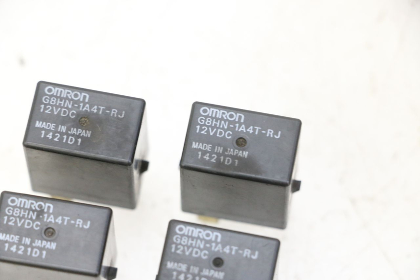 photo de RELAIS ELECTRIQUE HONDA FES S-WING SWING ABS 125 (2007 - 2015)