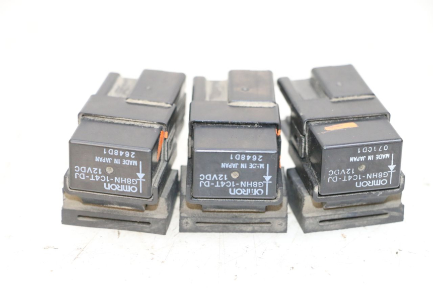 photo de RELAIS ELECTRIQUE YAMAHA FJR ABS 1300 (2006 - 2012) - Gros plan technique