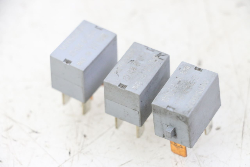 photo de RELAIS ELECTRIQUE HONDA FORZA ABS 300 (2013 - 2019)