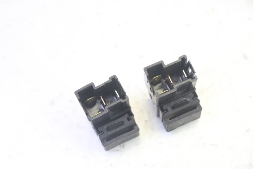 photo de RELAIS ELECTRIQUE YAMAHA FZ6 N FAZER 600 (2004 - 2006)
