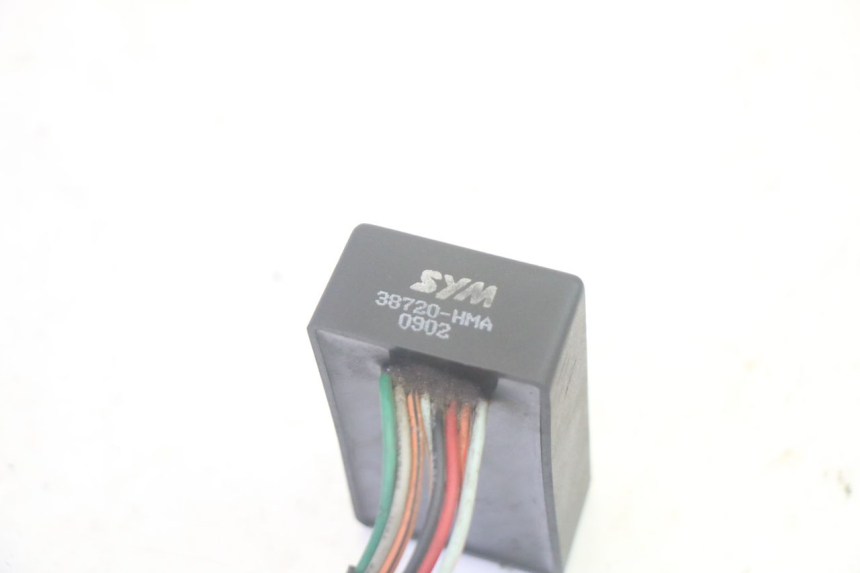 photo de RELAIS ELECTRIQUE SYM GTS EVO 125 (2009 - 2013) - Autre angle de vue