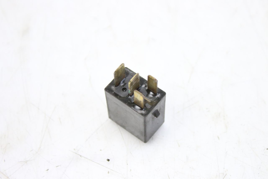 photo de RELAIS ELECTRIQUE HONDA FES S-WING SWING ABS 125 (2007 - 2015)