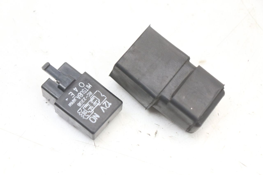 photo de RELAIS ELECTRIQUE HONDA NES AROBASE 125 (2000 - 2003)
