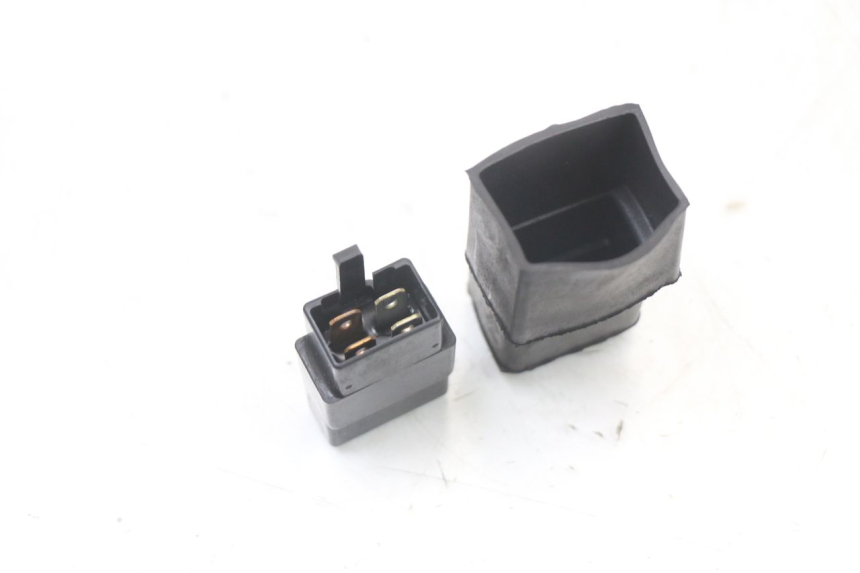 photo de RELAIS ELECTRIQUE HONDA NES AROBASE 125 (2000 - 2003)