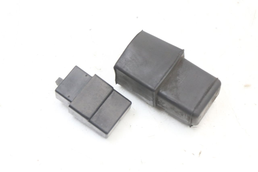 photo de RELAIS ELECTRIQUE HONDA NES AROBASE 125 (2000 - 2003)