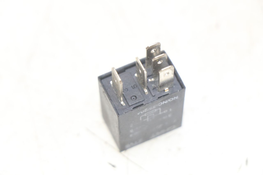 photo de RELAIS ELECTRIQUE PEUGEOT KISBEE 4T 50 (2018 - 2022)