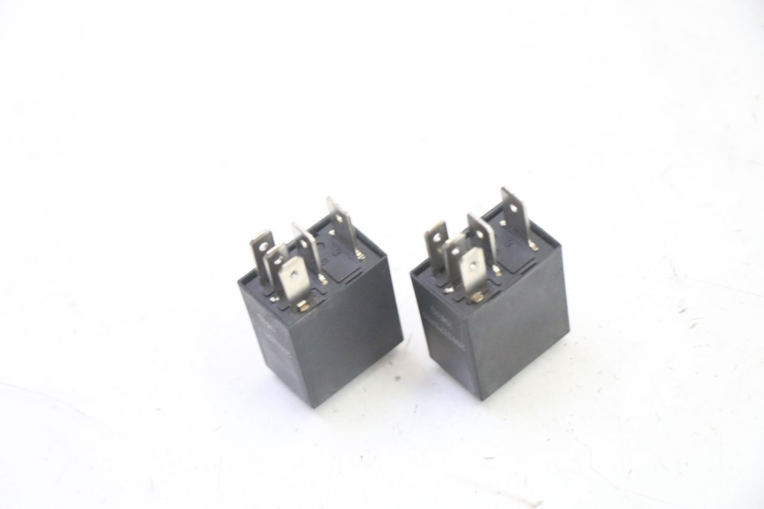photo de RELAIS ELECTRIQUE PEUGEOT KISBEE 4T 50 (2018 - 2022)