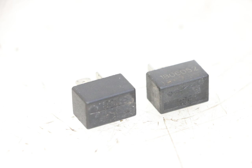 photo de RELAIS ELECTRIQUE PEUGEOT KISBEE 4T 50 (2018 - 2022)