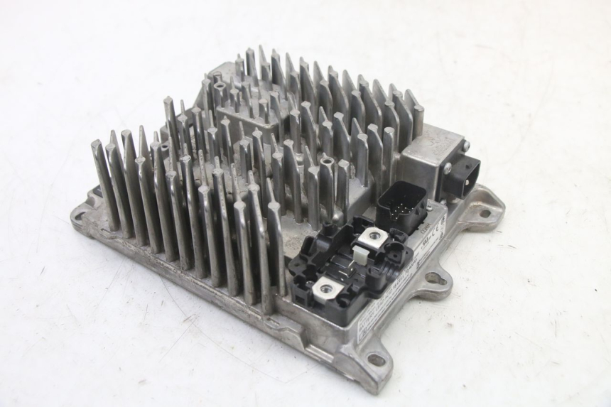 photo de RELAIS ELECTRIQUE LIGIER PULSE 3 1 (2014 - 2020)