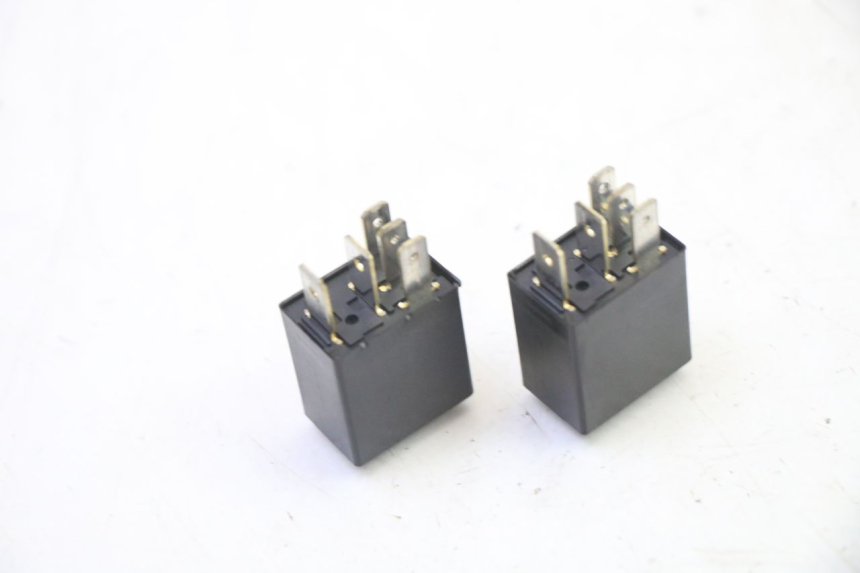 photo de RELAIS ELECTRIQUE PIAGGIO MP3 HPE 310 (2024 - 2025)