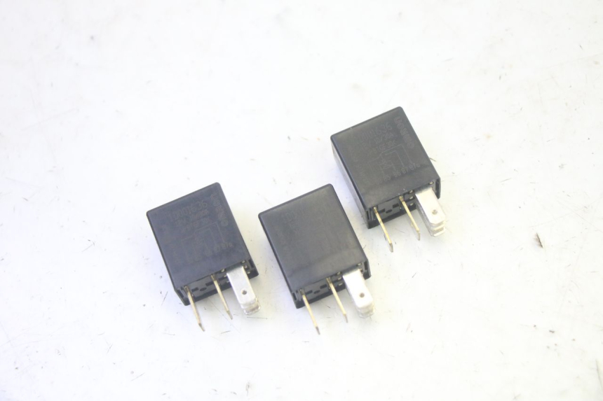 photo de RELAIS ELECTRIQUE PIAGGIO MP3 HPE 350 (2018 - 2020) - Vue principale