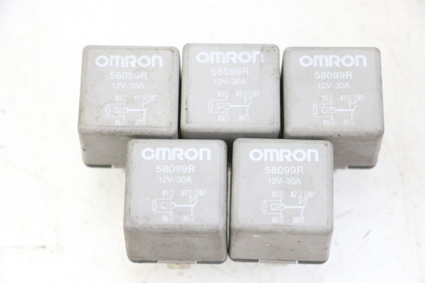 photo de RELAIS ELECTRIQUE PIAGGIO MP3 500 (2014 - 2016)