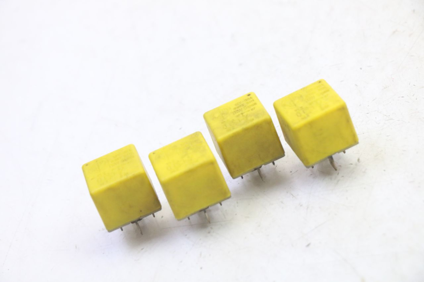 photo de RELAIS ELECTRIQUE PIAGGIO MP3 RL 250 (2007 - 2010)