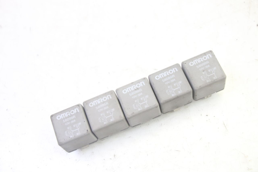 photo de RELAIS ELECTRIQUE PIAGGIO MP3 500 (2016 - 2018) - Détail de la pièce