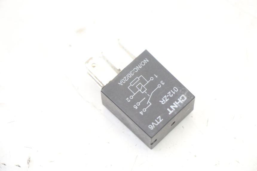 photo de RELAIS ELECTRIQUE PEUGEOT KISBEE 4T 50 (2018 - 2022)