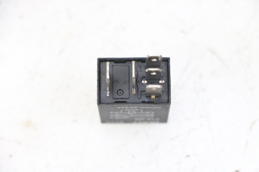 photo de RELAIS ELECTRIQUE PEUGEOT KISBEE 4T 50 (2018 - 2022)