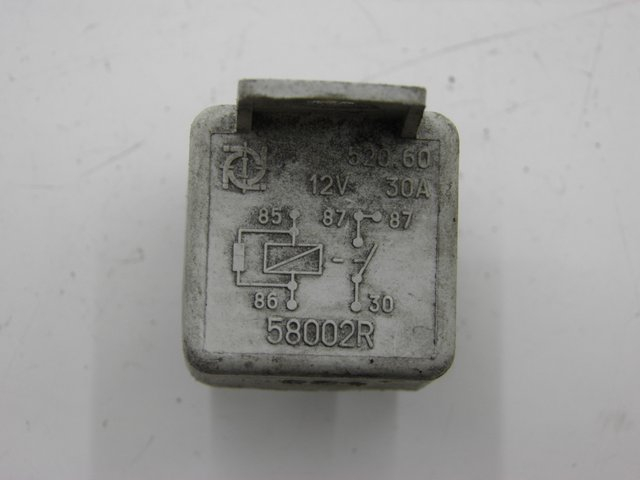 photo de RELAIS ELECTRIQUE PIAGGIO X8 125 (2004 - 2007)