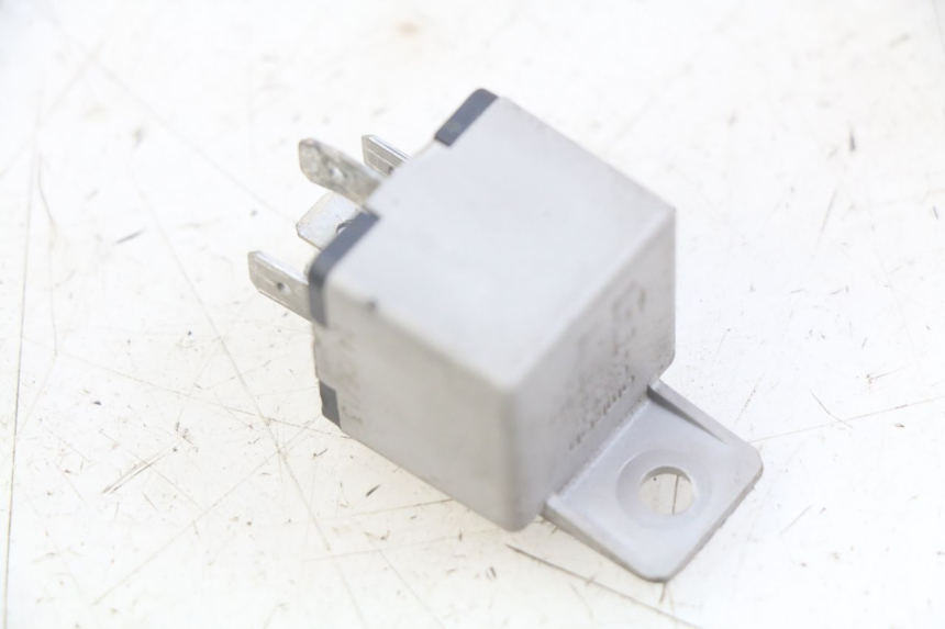 photo de RELAIS ELECTRIQUE PIAGGIO XEVO - X EVO 125 (2007 - 2016)