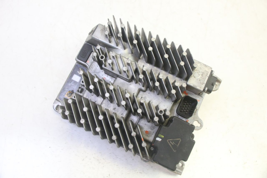 photo de RELAIS ELECTRIQUE LIGIER PULSE 3 1 (2014 - 2020) - Vue principale