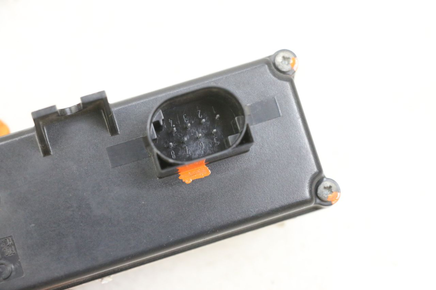 photo de RELAIS ELECTRIQUE BMW R RT ABS 1200 (2010 - 2014) - Détail de la pièce