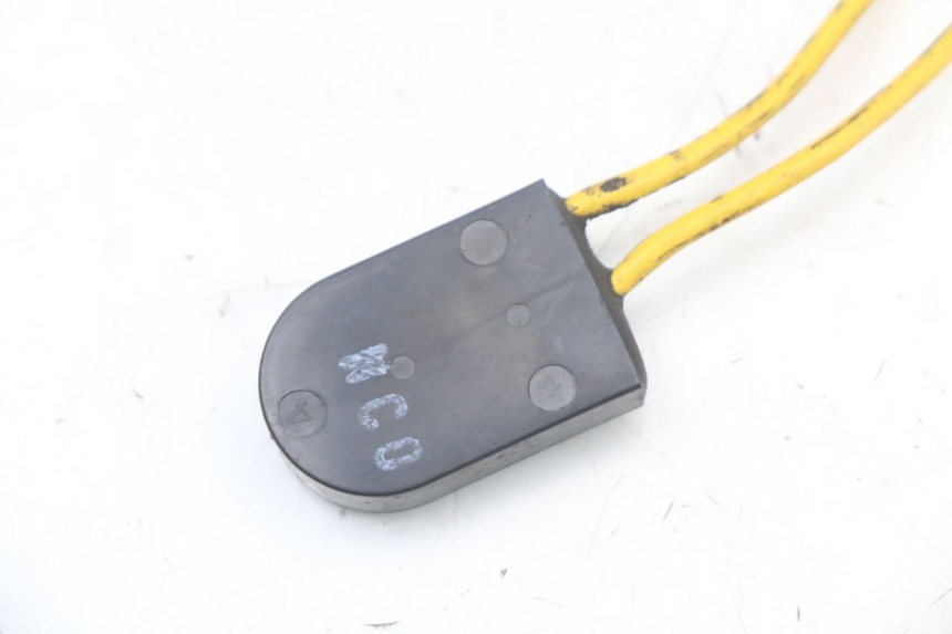 photo de RELAIS ELECTRIQUE APRILIA SCARABEO GT 125 (1999 - 2007)