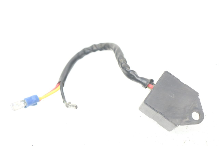 photo de RELAIS ELECTRIQUE YAMAHA SR 125 (1982 - 2003)