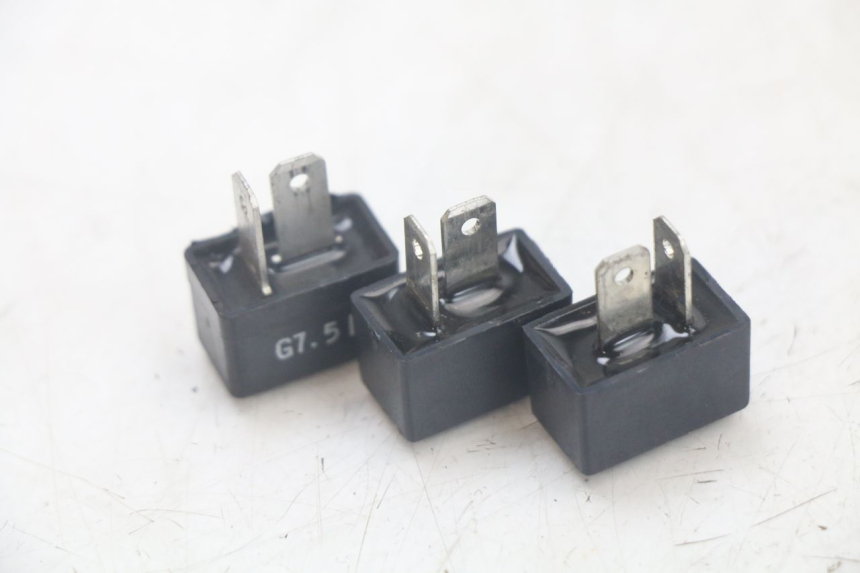 photo de RELAIS ELECTRIQUE YAMAHA XMAX X-MAX ABS 125 (2017 - 2020)