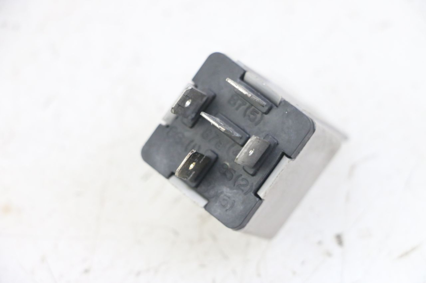 photo de RELAIS ELECTRIQUE PIAGGIO XEVO - X EVO 125 (2007 - 2017) - Détail de la pièce