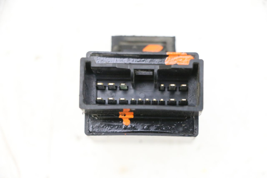 photo de RELAIS POMPE À ESSENCE YAMAHA FJR ABS 1300 (2006 - 2012) - Zoom état d’usage