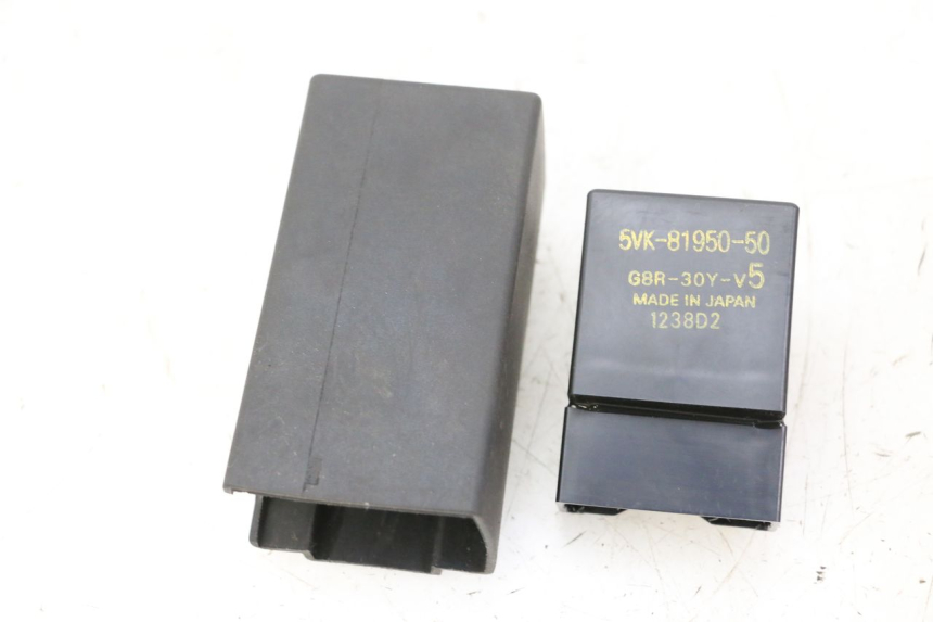 photo de RELAIS POMPE À ESSENCE YAMAHA MT-07 MT07 ABS 700 (2014 - 2017)