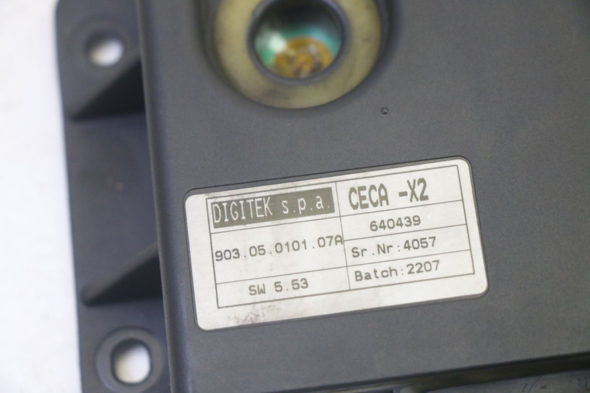 photo de RELAIS ROLL LOCK PIAGGIO MP3 125 (2006 - 2014)