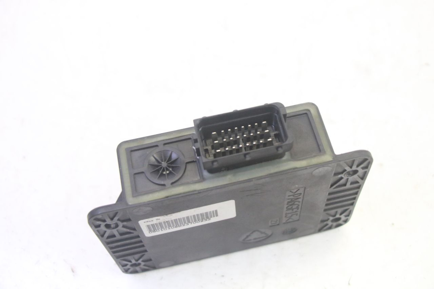 photo de RELAIS ROLL LOCK PIAGGIO MP3 500 (2016 - 2018) - Autre angle de vue