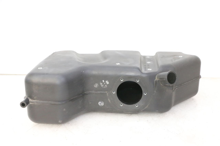 photo de RESERVOIR ESSENCE QUADRO 4 4D 350 (2015 - 2018)