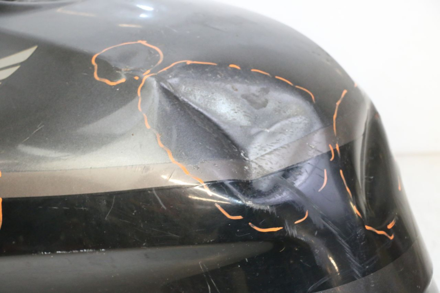 photo de RESERVOIR ESSENCE HONDA CBR F SC25 1000 (1989 - 1992)