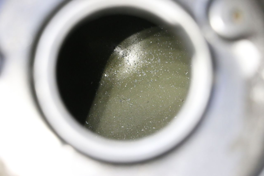 photo de RESERVOIR ESSENCE HONDA CBR F SC25 1000 (1989 - 1992)