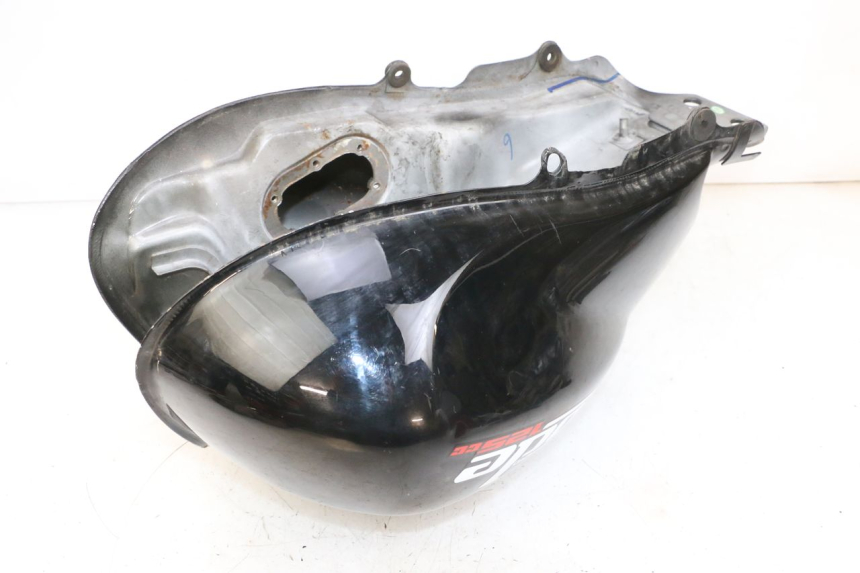 photo de RESERVOIR ESSENCE KSR CODE 125 (2018 - 2020) - Gros plan technique