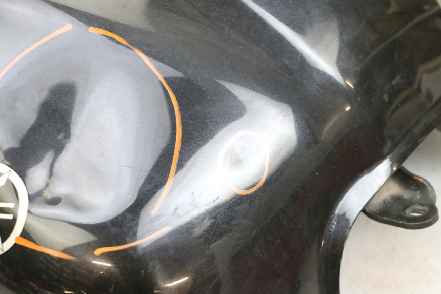 photo de RESERVOIR ESSENCE YAMAHA FZ6 N FAZER 600 (2004 - 2006)