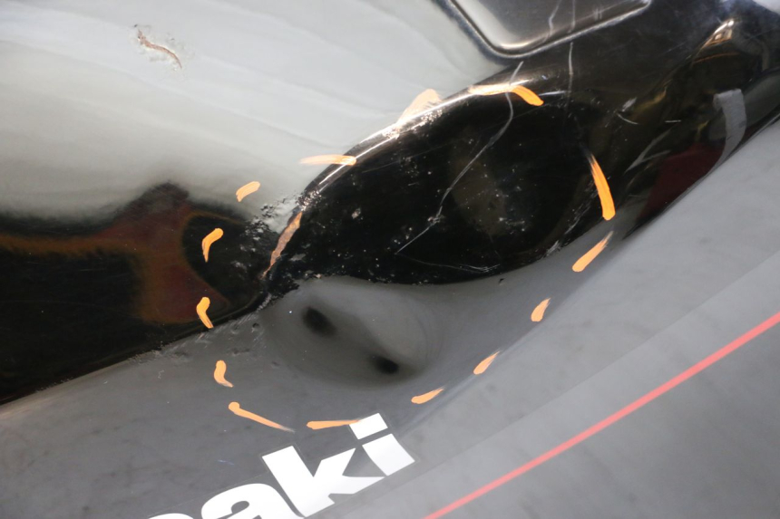 photo de RESERVOIR ESSENCE KAWASAKI GPZ RX 1000 (1986 - 1988) - Marquages et références