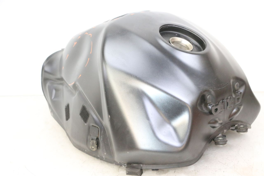 photo de RESERVOIR ESSENCE SUZUKI GSR 750 (2011 - 2017)