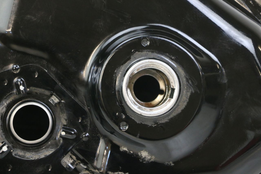 photo de RESERVOIR ESSENCE HONDA NES AROBASE 125 (2000 - 2003)