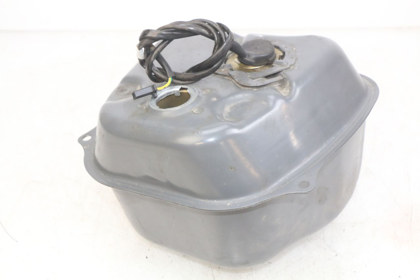 photo de RESERVOIR ESSENCE HONDA SCV LEAD 100 (2003 - 2007)