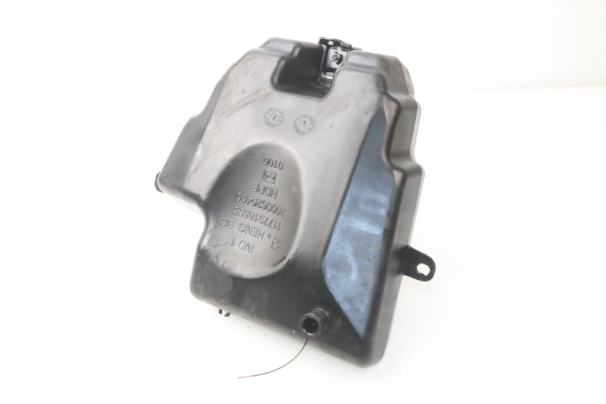 photo de RESERVOIR ESSENCE PEUGEOT KISBEE 4T 50 (2010 - 2017)