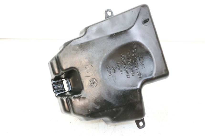 photo de RESERVOIR ESSENCE PEUGEOT STREETZONE 4T 50 (2018 - 2023)