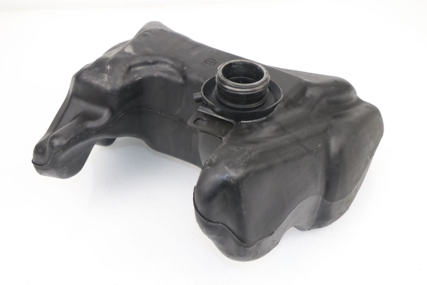 photo de RESERVOIR ESSENCE PEUGEOT VIVACITY 50 (2004 - 2009)